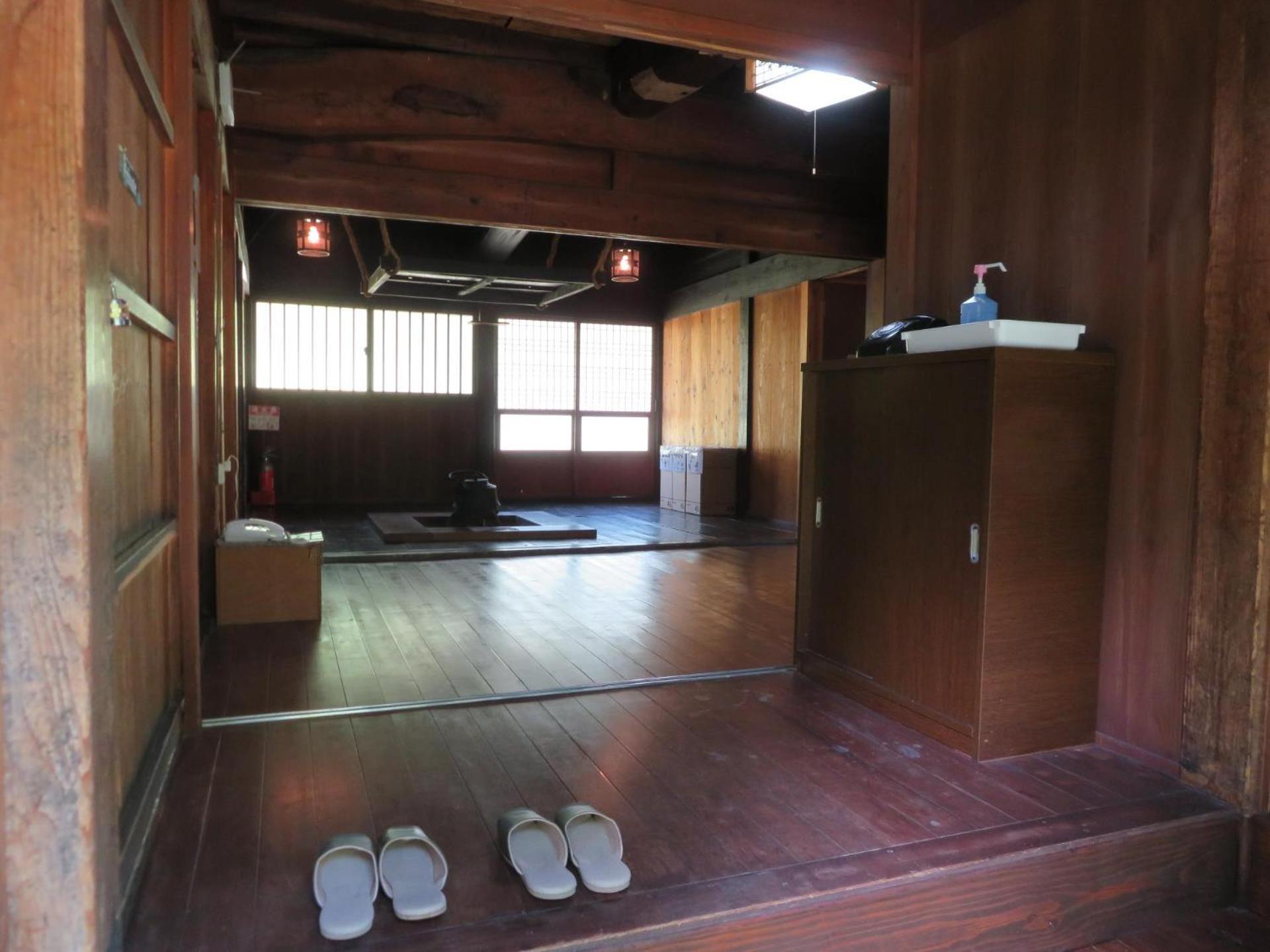 Готель Toyota Shirakawa-Go Eco-Institute Номер фото
